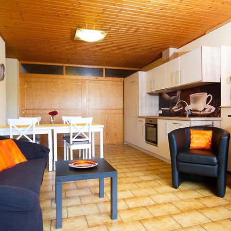 Ferienwohnung "Kirchblick" Im Ferienhaus Blumenhain Бад-Вюнненберг Екстер'єр фото