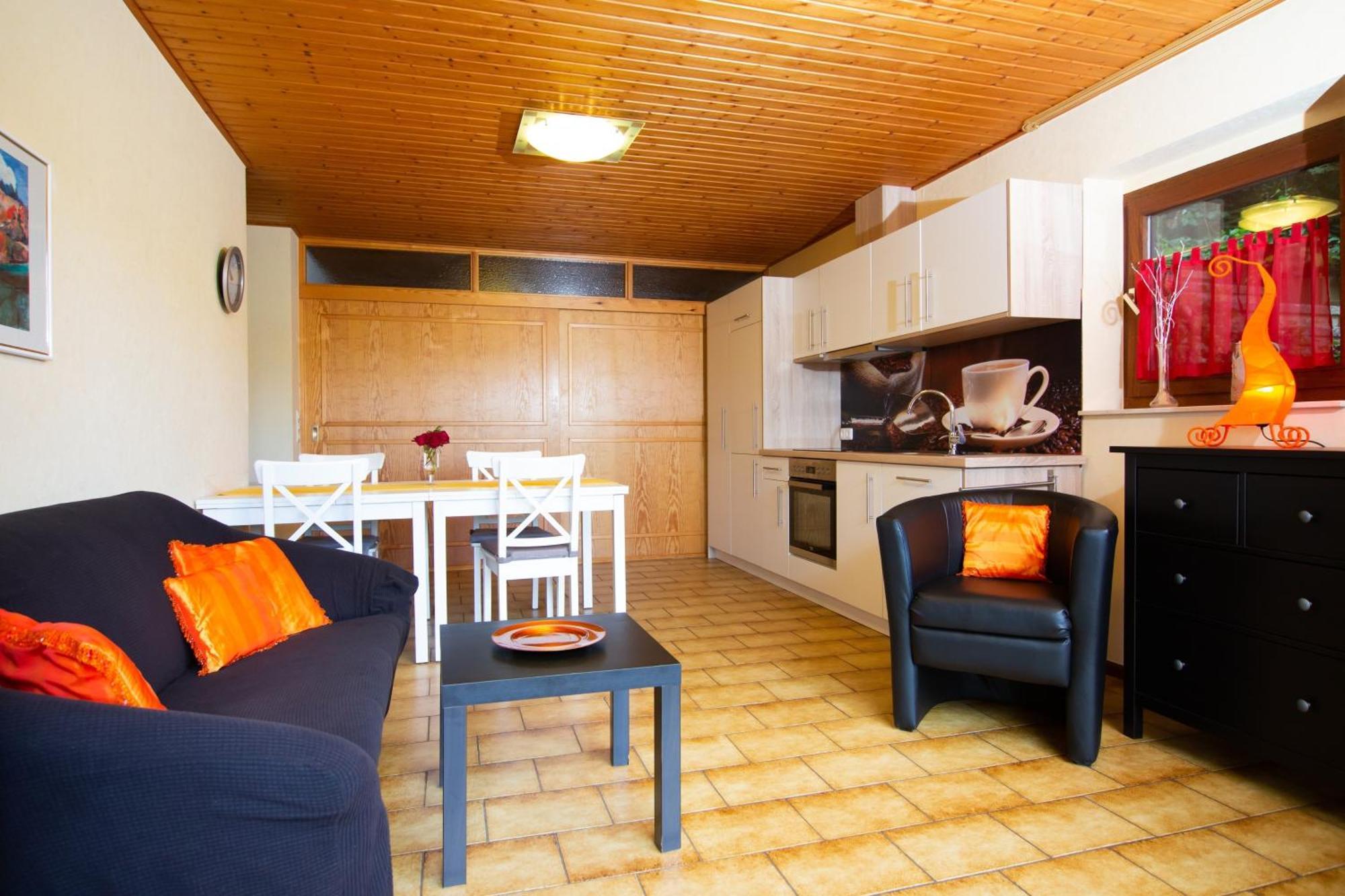 Ferienwohnung "Kirchblick" Im Ferienhaus Blumenhain Бад-Вюнненберг Екстер'єр фото